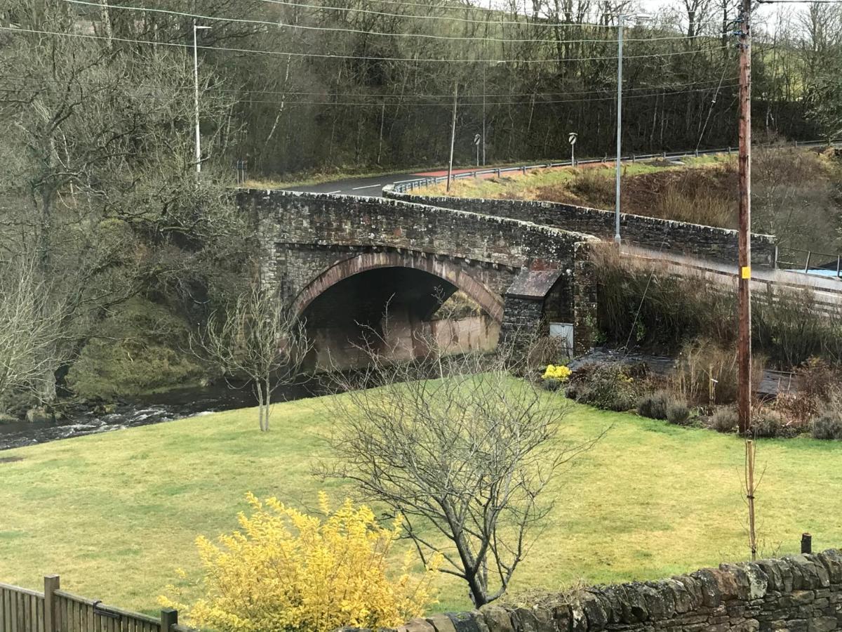 Horse And Hound Country Inn Bonchester Bridge Bagian luar foto