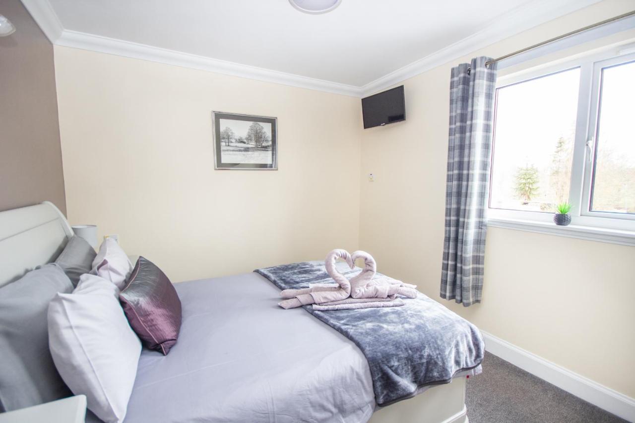 Horse And Hound Country Inn Bonchester Bridge Bagian luar foto