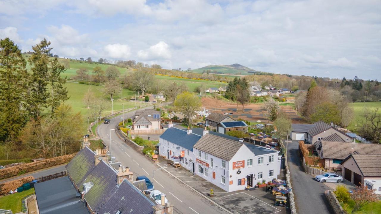 Horse And Hound Country Inn Bonchester Bridge Bagian luar foto