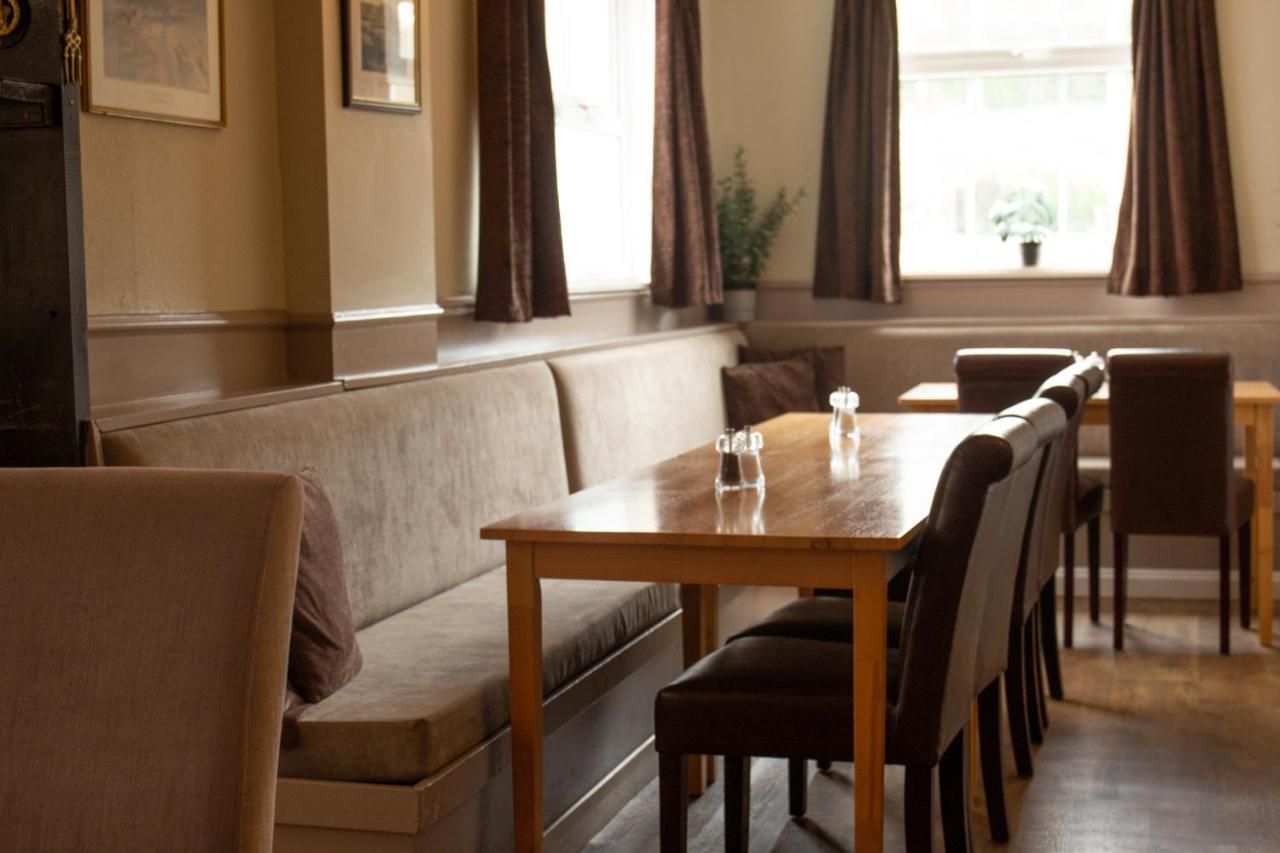 Horse And Hound Country Inn Bonchester Bridge Bagian luar foto