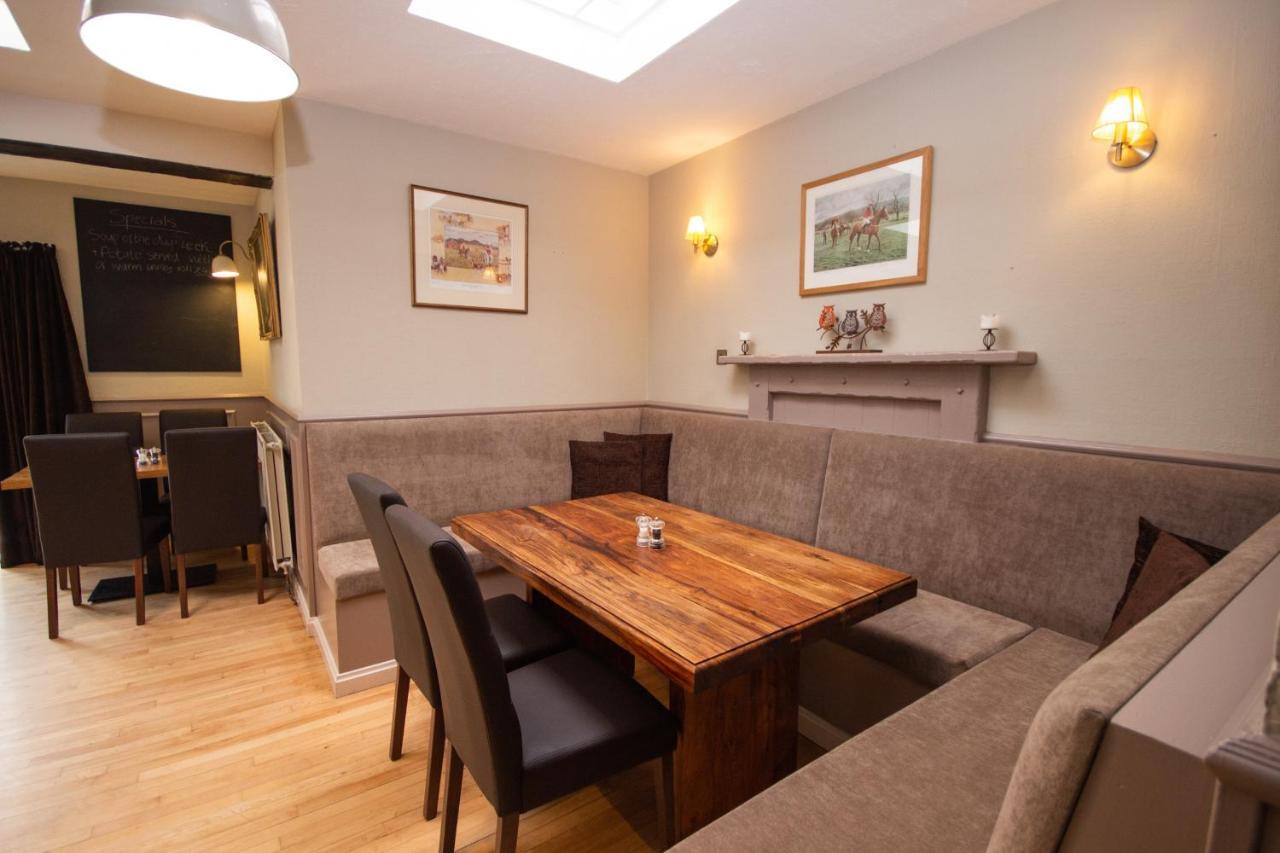 Horse And Hound Country Inn Bonchester Bridge Bagian luar foto