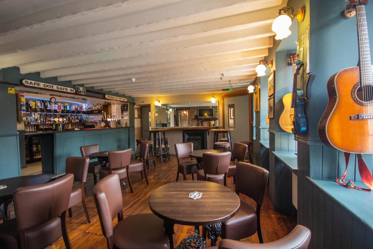 Horse And Hound Country Inn Bonchester Bridge Bagian luar foto