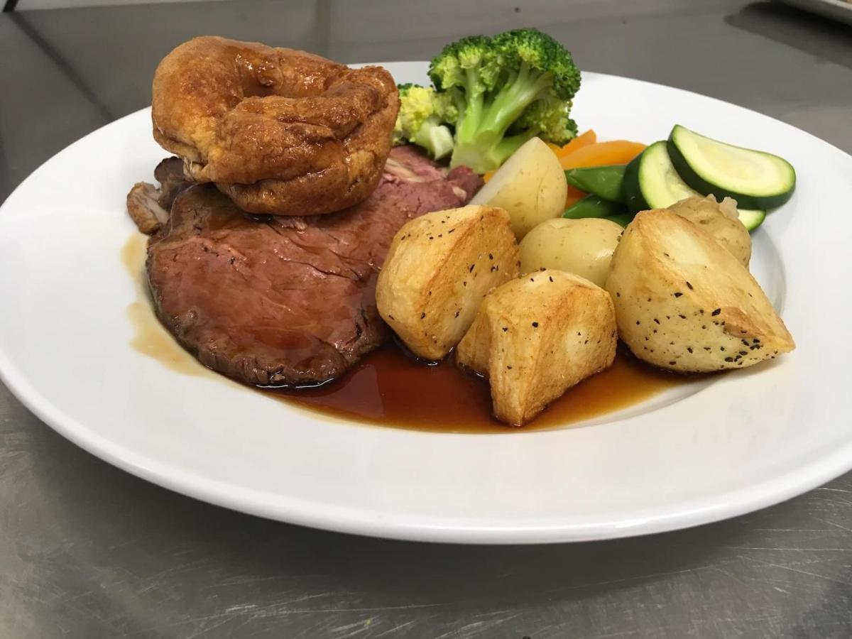 Horse And Hound Country Inn Bonchester Bridge Bagian luar foto